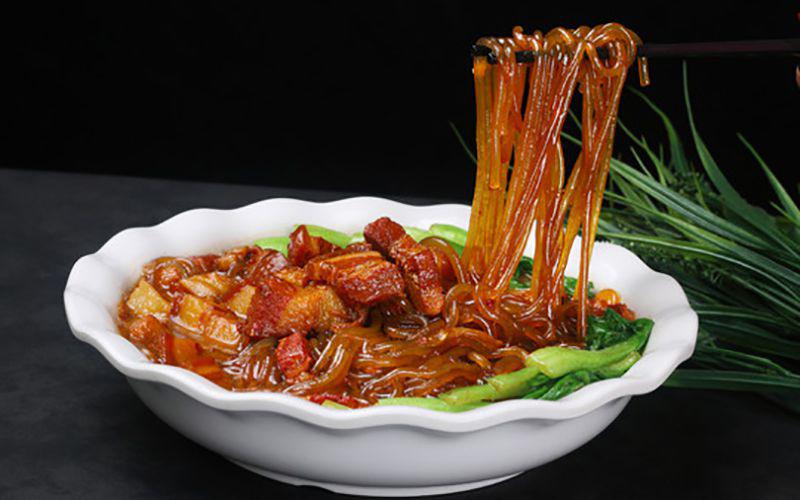 白菜粉条炖红烧肉