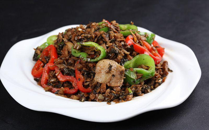 外婆菜炒五花肉