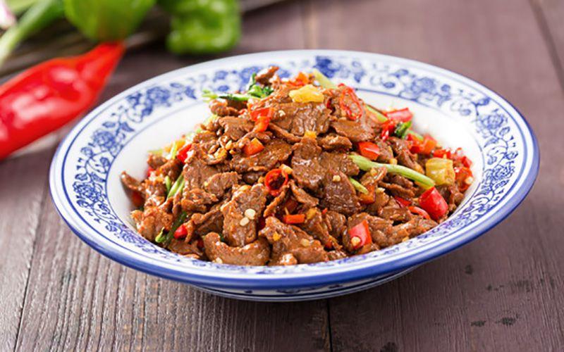 小米辣干辣椒爆辣黄牛肉