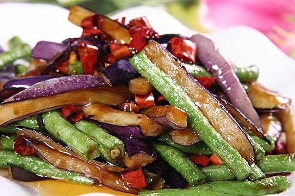 茄子烧豆角