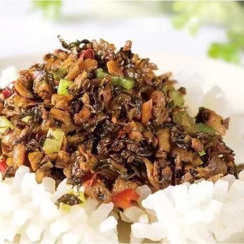 外婆菜肉沫盖浇饭