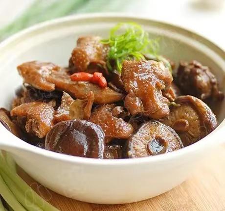 香菇烧鲜鸡