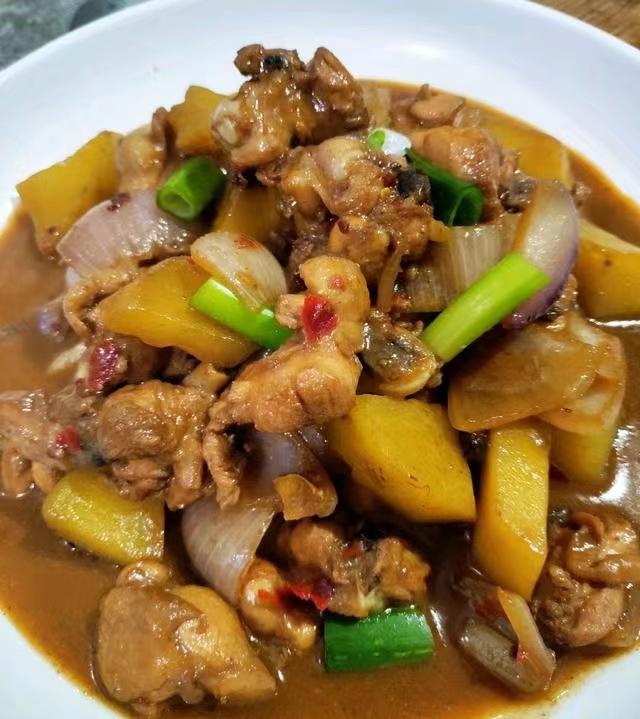 土豆烧鸡